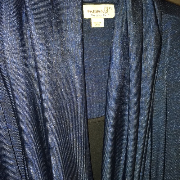 Blouse Top Drapes, Flows, Waterfall Cascades PL - Picture 2 of 9